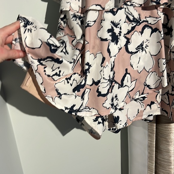 Romper - Picture 3 of 6